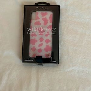wildflower pink cow print iPhone Xr